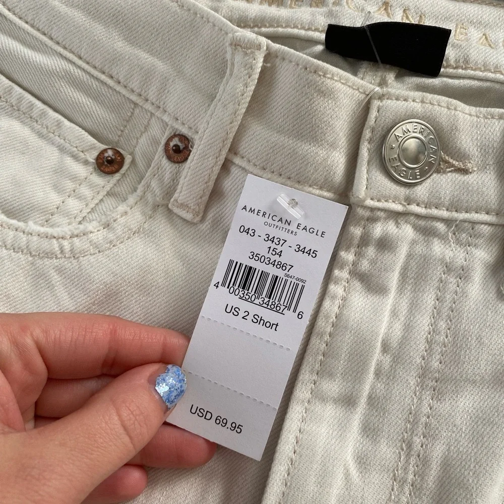 American Eagle ripped 90s boyfriend jeans - Picture 8 of 15